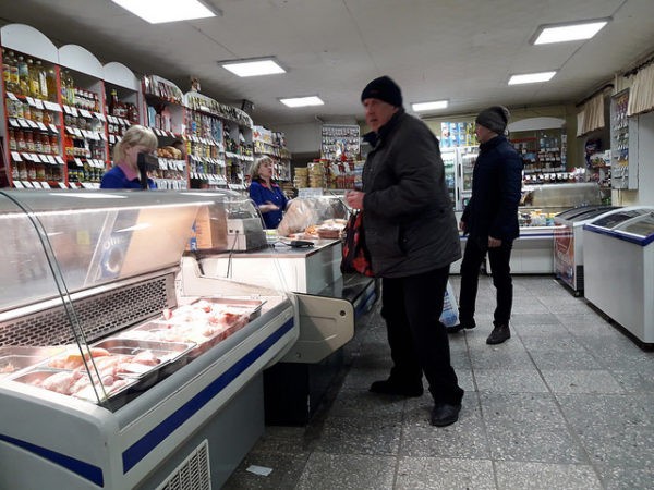 Сумма среднего чека в магазинах России упала до минимума за два года